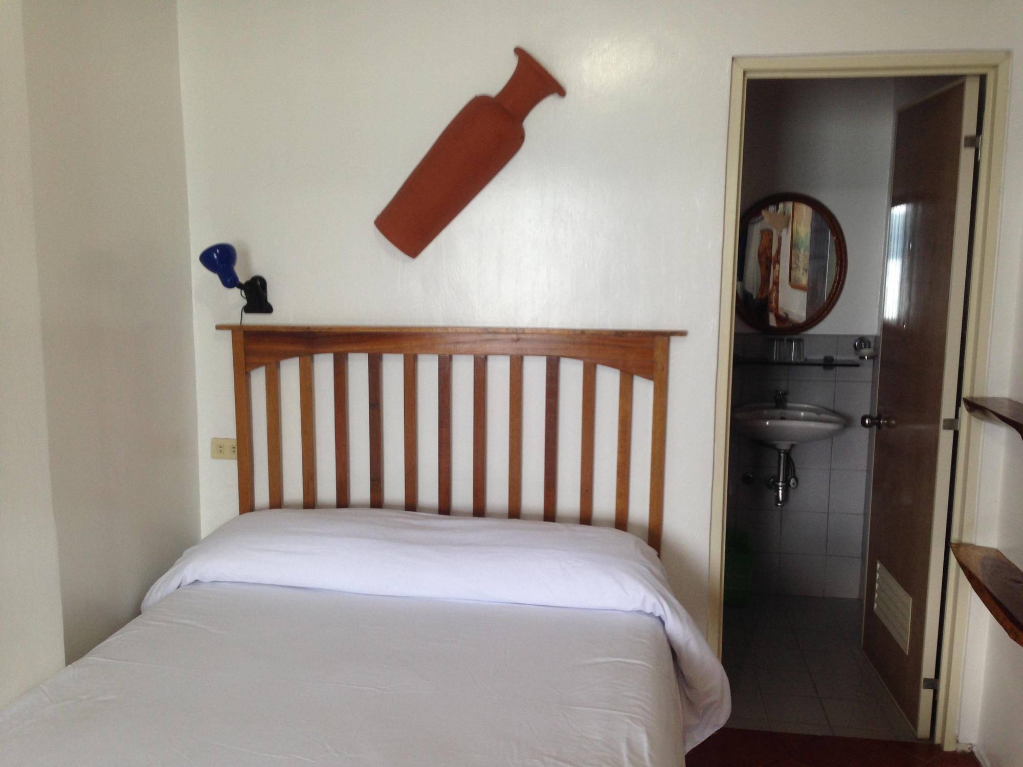 Harleys Hotel Olongapo Esterno foto