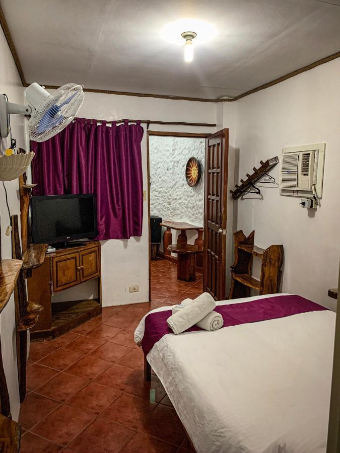 Harleys Hotel Olongapo Esterno foto